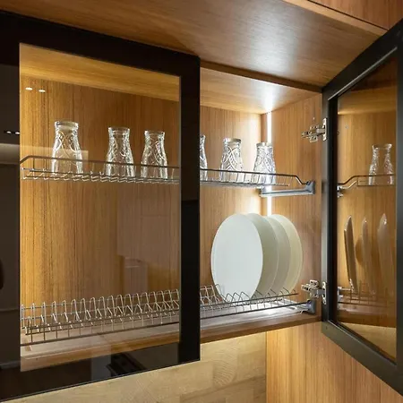 Spacious Citycenter New Bazaar Apartment Tirana